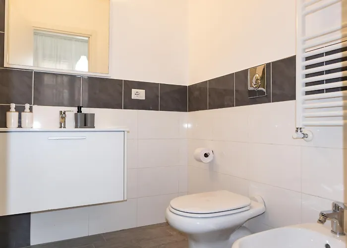 Carano Suite- Modern , Ac Rom