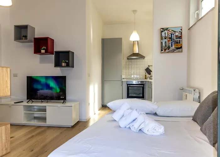 Apartment Carano Suite- Modern , Ac