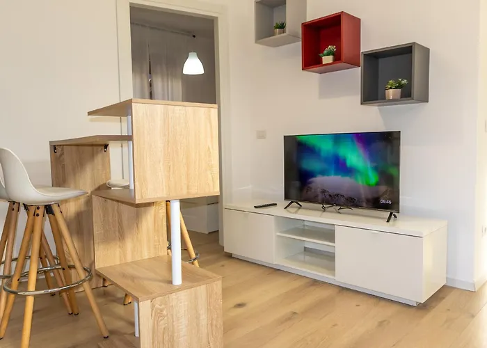 Carano Suite- Modern , Ac Apartment Rom