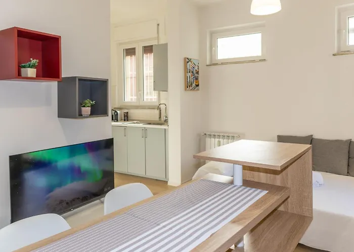 Carano Suite- Modern , Ac *